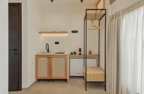 Ioannina Town Centre House | 12 Pyles Living History