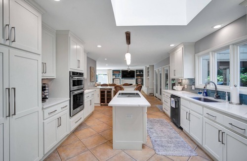 Oceanside House | 12 Sandhill Crane is a luxurious 4th Row Ocean home in Sea Pines with a private pool and spa!
