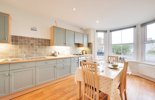 Southwold Apartment | 12 The Craighurst - One Bedroom Apartment, Sleeps 2