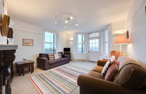 Southwold Apartment | 12 The Craighurst - One Bedroom Apartment, Sleeps 2