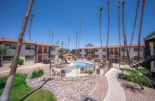 South Scottsdale Apartment | 120 Living in Ultimate Comfort | Pool, Lounge & Full Kitchen Suite!
