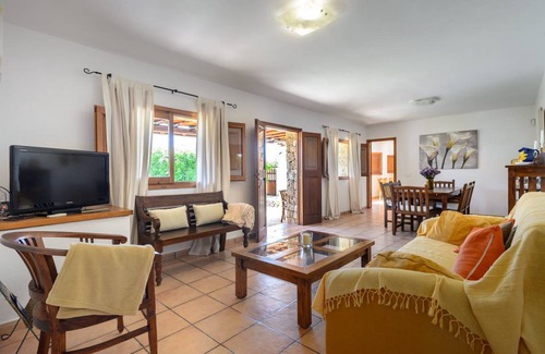 Santa Eulalia del Rio Villa | 120 m² Villa ∙ 2 bedrooms ∙ 4 guests