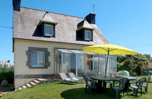 Kermaria-Sulard Other | 120 m² Accommodation ∙ 3 bedrooms ∙ 7 guests