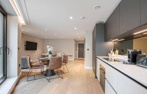 Avonmore and Brook Green Apartment | 120 m² Apartment ∙ 2 bedrooms ∙ 6 guests