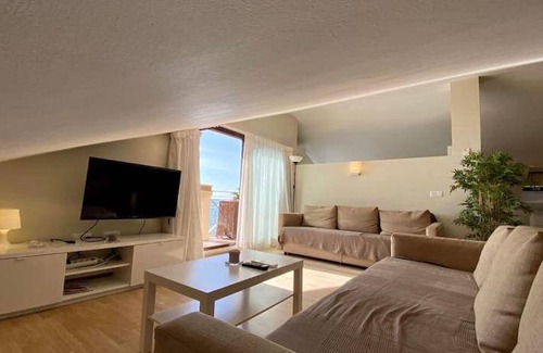 Almayate Bajo Apartment | 120 m² Apartment ∙ 2 bedrooms ∙ 5 guests