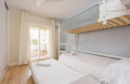 Las Acacias Apartment | 120 m² Apartment ∙ 3 bedrooms ∙ 8 guests