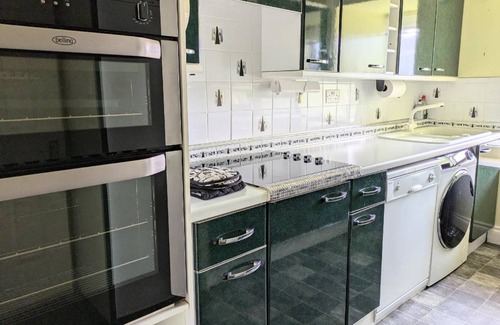 Campbeltown Apartment | 120 m² Apartment ∙ 3 bedrooms ∙ 5 guests