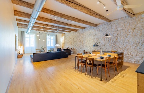 Opera Apartment | 120 m² Apartment ∙ 2 bedrooms ∙ 5 guests