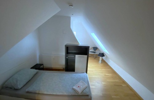 Hemelingen Apartment | 120 m² Apartment ∙ 3 bedrooms ∙ 7 guests