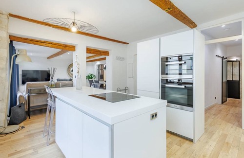 Avignon City Centre Apartment | 120 m² Apartment ∙ 2 bedrooms ∙ 4 guests