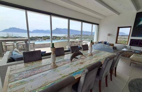 Kommetjie Apartment | 120 m² Apartment ∙ 2 bedrooms ∙ 5 guests