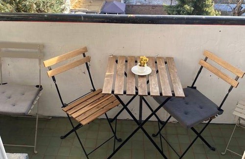 Sint-Jans-Molenbeek Apartment | 120 m² Apartment ∙ 2 bedrooms ∙ 4 guests