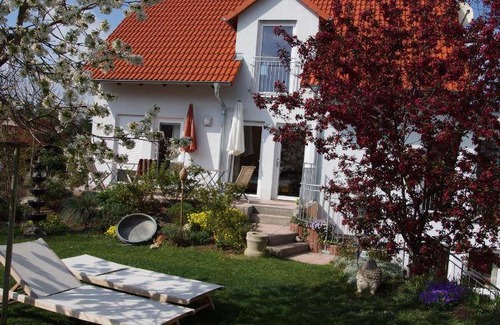 Bad Windsheim Bed & Breakfast | 120 m² Bed and breakfast ∙ 2 bedrooms ∙ 4 guests