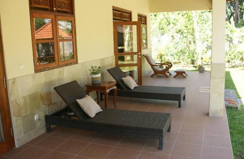 Tejakula Bed & Breakfast | 120 m² Bed and breakfast ∙ 2 bedrooms ∙ 4 guests