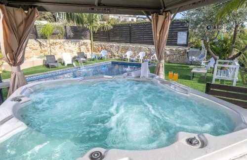 Ein Al-Asad Bed & Breakfast | 120 m² Bed and breakfast ∙ 6 bedrooms ∙ 15 guests