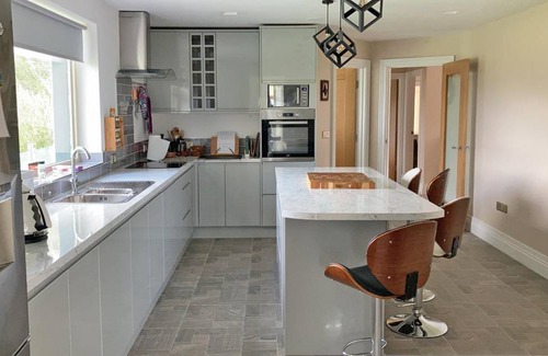 Connemara House | 120 m² Bungalow ∙ 2 bedrooms ∙ 4 guests