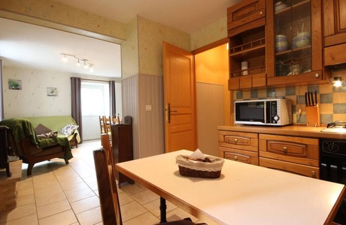 Boux-sous-Salmaise Cottage | 120 m² Cabin ∙ 3 bedrooms ∙ 6 guests
