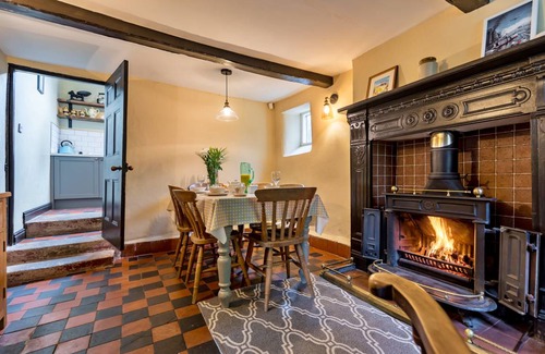 Tunstall Cottage | 120 m² Cabin ∙ 3 bedrooms ∙ 6 guests
