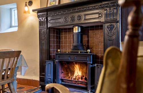 Tunstall Cottage | 120 m² Cabin ∙ 3 bedrooms ∙ 6 guests