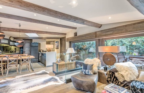 Megeve Ski Chalet | 120 m² Chalet ∙ 3 bedrooms ∙ 6 guests