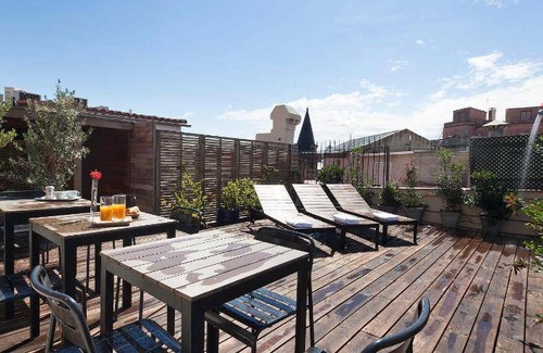 Dreta de l'Eixample Apartment | 120 m² Apartment ∙ 5 bedrooms ∙ 127 guests