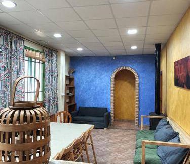 Valdepenas House | 120 m² Farmhouse ∙ 3 bedrooms ∙ 10 guests