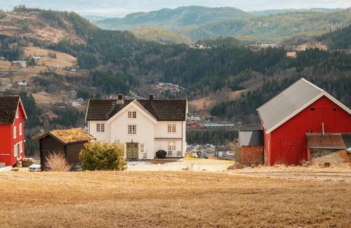 Lokken House | 120 m² Farmhouse ∙ 4 bedrooms ∙ 7 guests