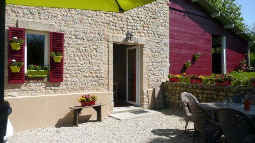 Mandeville-en-Bessin House | 120 m² House ∙ 4 bedrooms ∙ 10 guests