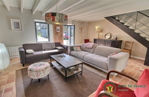 Le Palais House | 120 m² Gîte ∙ 3 bedrooms ∙ 6 guests