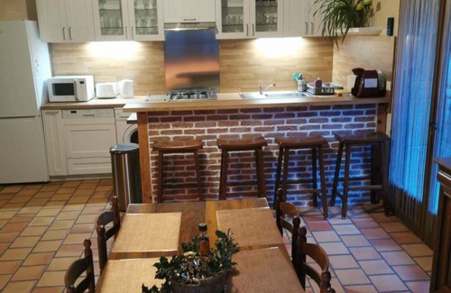 Echevis House | 120 m² Gîte ∙ 3 bedrooms ∙ 6 guests