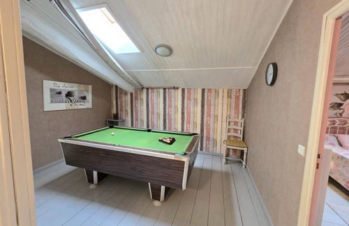 Rampieux House | 120 m² Gîte ∙ 5 bedrooms ∙ 10 guests