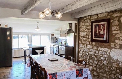 Saint-Pantaleon House | 120 m² Gîte ∙ 3 bedrooms ∙ 6 guests