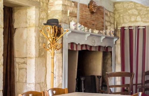 Saint-Pantaleon House | 120 m² Gîte ∙ 3 bedrooms ∙ 6 guests