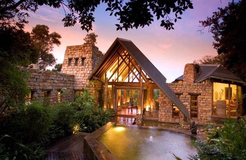 Buffalo Hills Game Reserve Hotel | 120 m² Hotel ∙ 2 bedrooms ∙ 127 guests