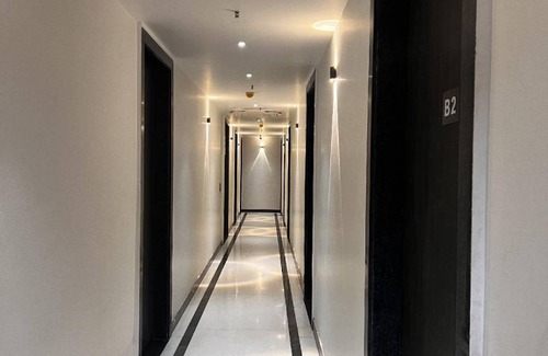 Anand Vihar Hotel | 120 m² Hotel ∙ 6 guests