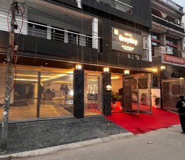 Anand Vihar Hotel | 120 m² Hotel ∙ 6 guests