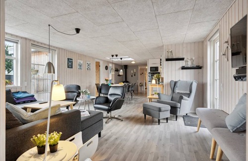 Diernæs Strandby House | 120 m² House ∙ 4 bedrooms ∙ 10 guests