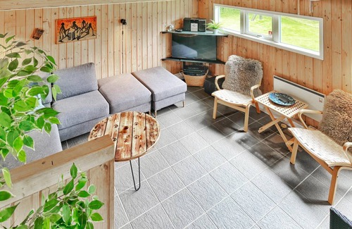 Fjellerup Strand House | 120 m² House ∙ 4 bedrooms ∙ 8 guests