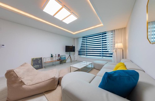 Sokcho House | 120 m² House ∙ 1 bedroom ∙ 6 guests
