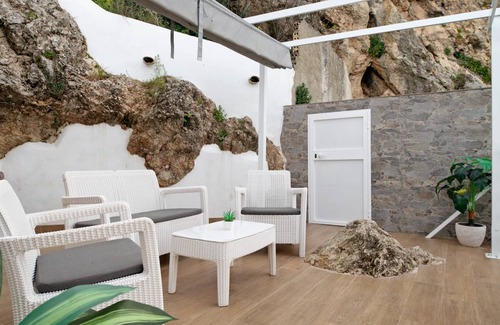 Olvera House | 120 m² House ∙ 1 bedroom ∙ 4 guests