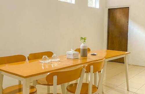 Ngemplak House | 120 m² House ∙ 2 bedrooms ∙ 4 guests