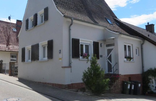 Annweiler am Trifels House | 120 m² House ∙ 2 bedrooms ∙ 4 guests
