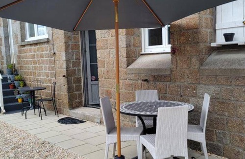 Chaulieu House | 120 m² House ∙ 2 bedrooms ∙ 6 guests