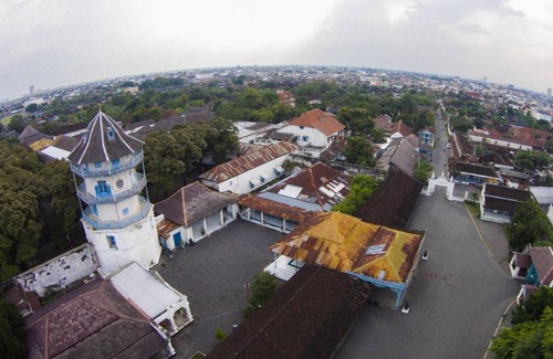 Banjarsari House | 120 m² House ∙ 3 bedrooms ∙ 7 guests