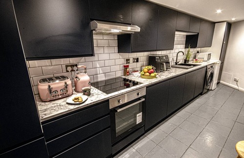 Montpelier House | 120 m² House ∙ 3 bedrooms ∙ 6 guests