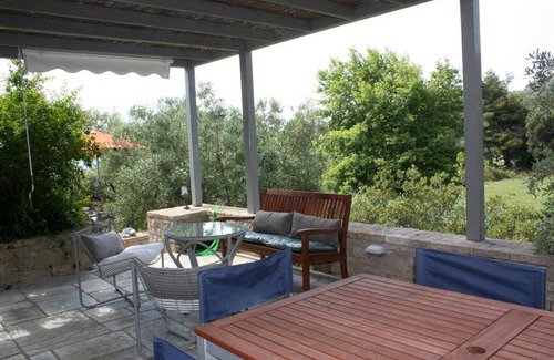 Elia House | 120 m² House ∙ 3 bedrooms ∙ 6 guests