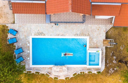 Lecevica House | 120 m² House ∙ 3 bedrooms ∙ 7 guests