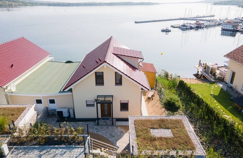 Mucheln House | 120 m² House ∙ 3 bedrooms ∙ 5 guests