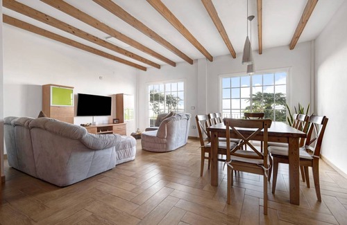 Las Arenas House | 120 m² House ∙ 3 bedrooms ∙ 8 guests