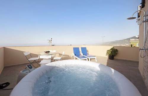 Las Arenas House | 120 m² House ∙ 3 bedrooms ∙ 8 guests